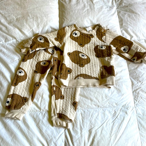 H&M Other - H&M Quilted Bear Sweater Set